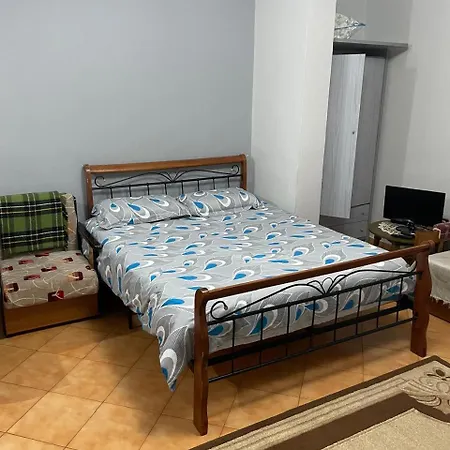 Nina House Apartment