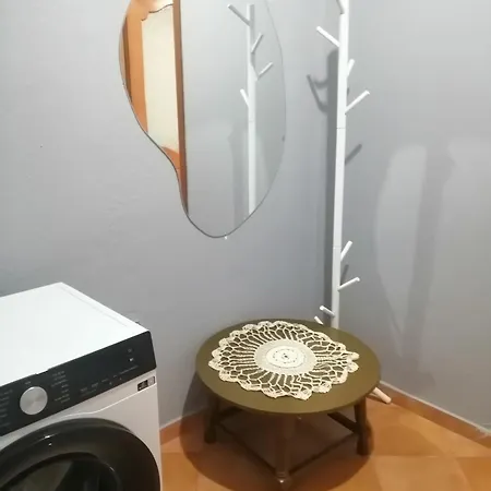 Nina House كورتشي
